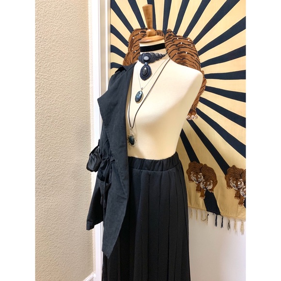 🌈 Stylish Vogue contemporary skirt - Picture 10 of 13